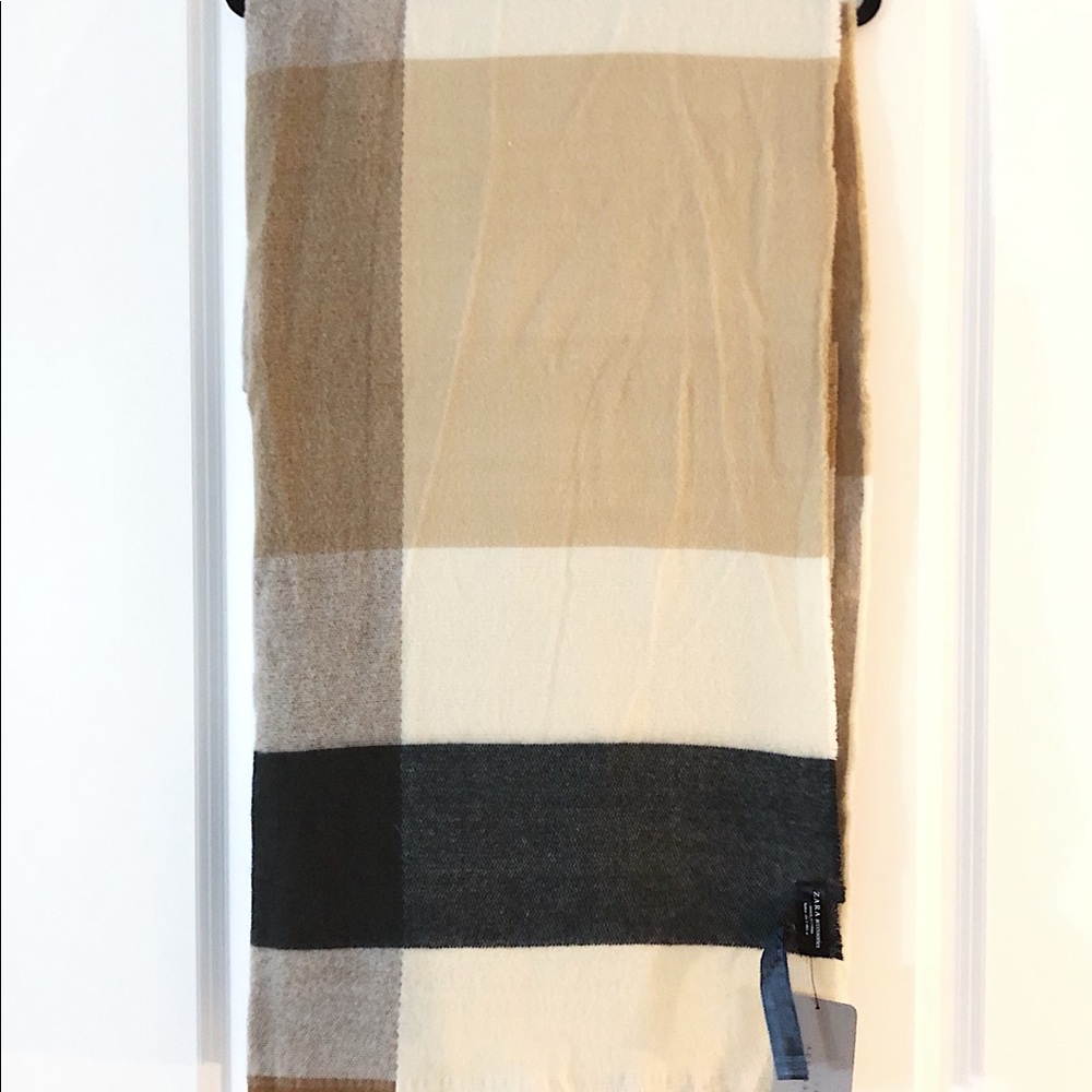 Zara plaid scarf